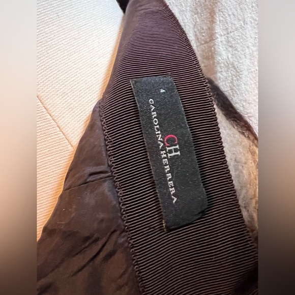 Carolina Herrera Mohair Skirt size 4 - Picture 7 of 11